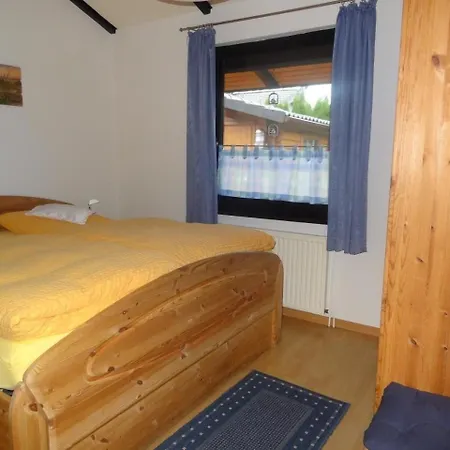 Mit Garten, Terrasse Und Grill Holiday home Butjadingen
