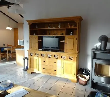 Holiday home Mit Garten, Terrasse Und Grill