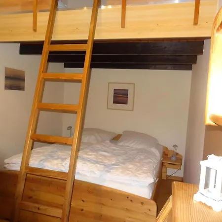 Holiday home Mit Garten, Terrasse Und Grill Butjadingen